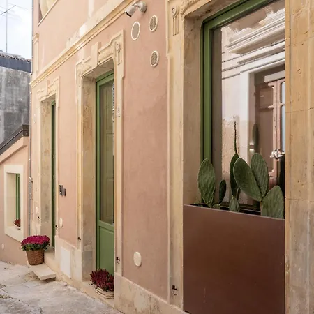 Διαμέρισμα Vico Trigona Sicilymyhome E Jacuzzi Riscaldata