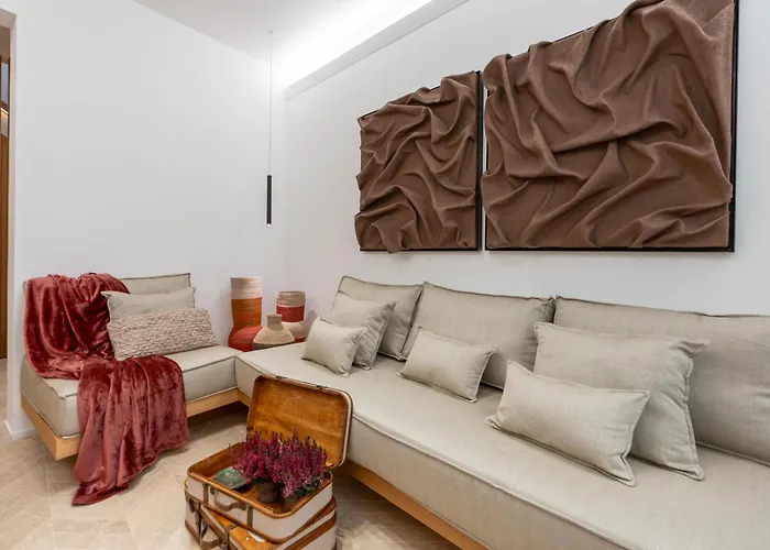 Vico Trigona Con Terrazza E Jacuzzi Riscaldata Noto