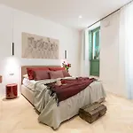 Apartamento Vico Trigona Con Terrazza E Jacuzzi Riscaldata Noto