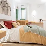 Apartamento Vico Trigona Con Terrazza E Jacuzzi Riscaldata