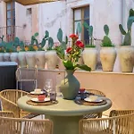 Apartamento Vico Trigona Con Terrazza E Jacuzzi Riscaldata