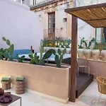 Apartamento Vico Trigona Con Terrazza E Jacuzzi Riscaldata *