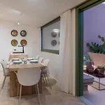 Vico Trigona Con Terrazza E Jacuzzi Riscaldata Apartamento *