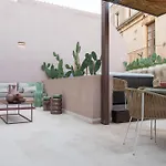 Vico Trigona Con Terrazza E Jacuzzi Riscaldata