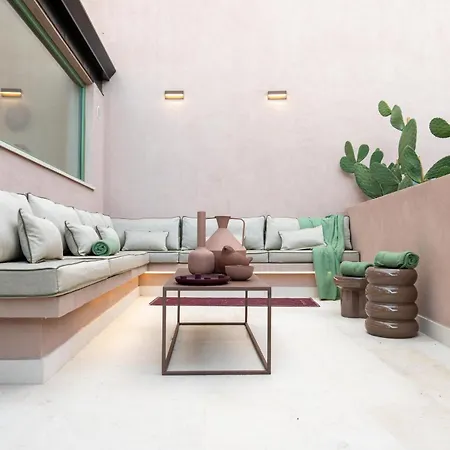 Vico Trigona Con Terrazza E Jacuzzi Riscaldata