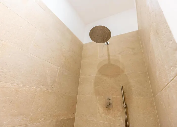 Vico Trigona Con Terrazza E Jacuzzi Riscaldata * Ното