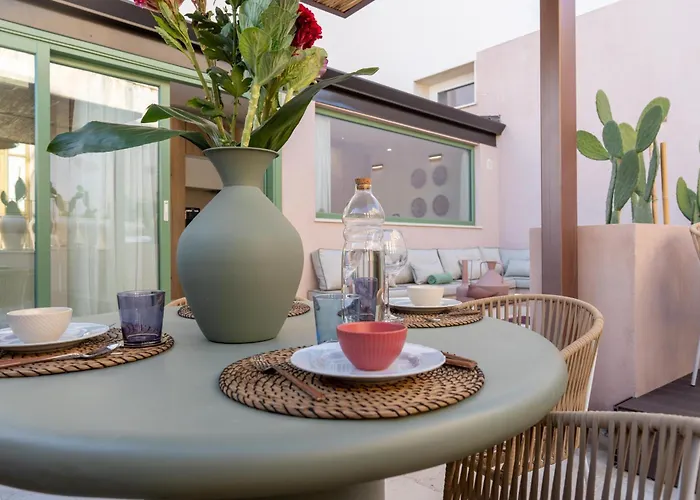 Vico Trigona Con Terrazza E Jacuzzi Riscaldata * Ното