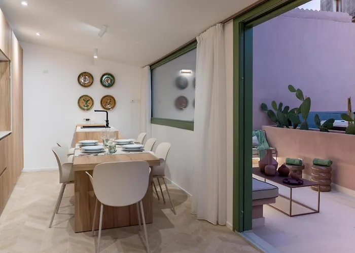 Vico Trigona Con Terrazza E Jacuzzi Riscaldata Апартаменты *